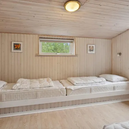 Casa vacanze Classic Summer House 200 Meters From The Water, Børkop