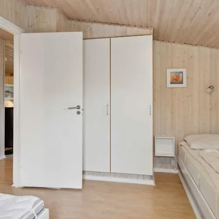Casa vacanze Classic Summer House 200 Meters From The Water,